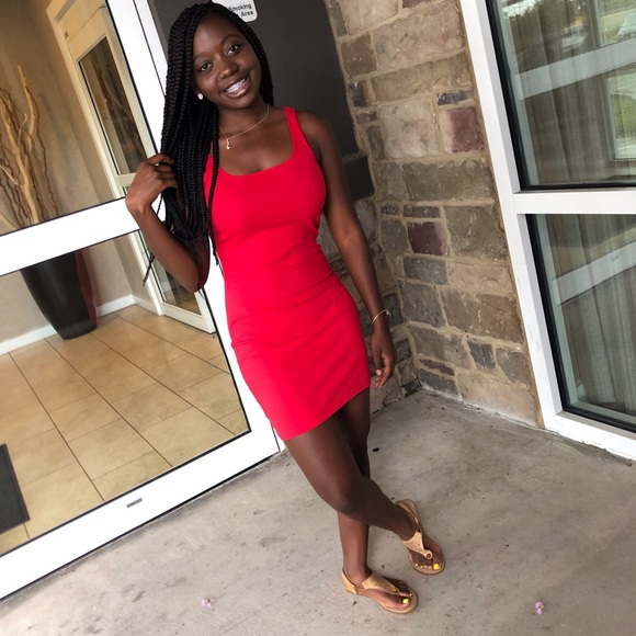 Meet your Posher, Alexandra - Picture 1 of 1